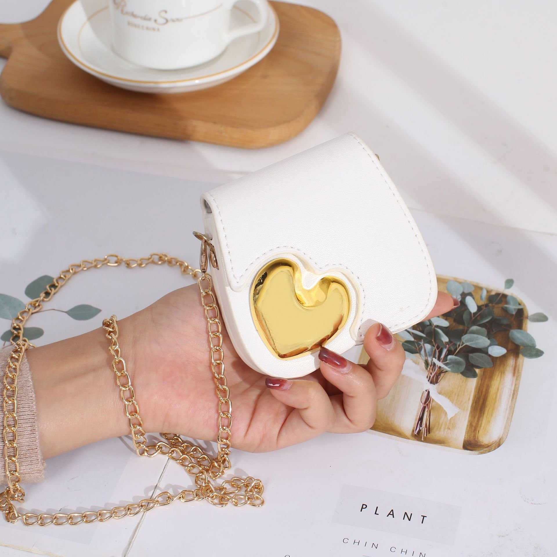 New Design Sense Mini Crossbody Small Bag Advanced Niche Coin Purse Decoration Light Luxury Red Envelope Lady