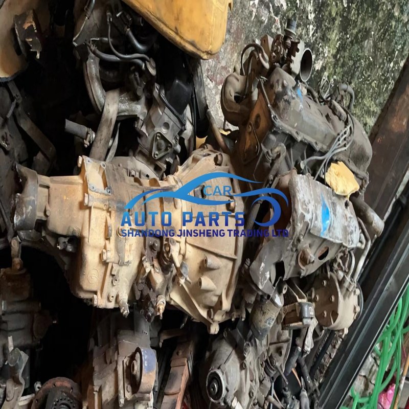 Hot Sale High Quality Used 2RZ 2.4L Gasoline Engine for Toyota Hilux/Hiace 2rz Engine Mini Bus