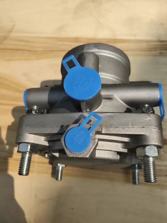 Trailer Parts & Accessories SORL Air Valve 35180800010 Semi Truck Brake Parts Relay Valve