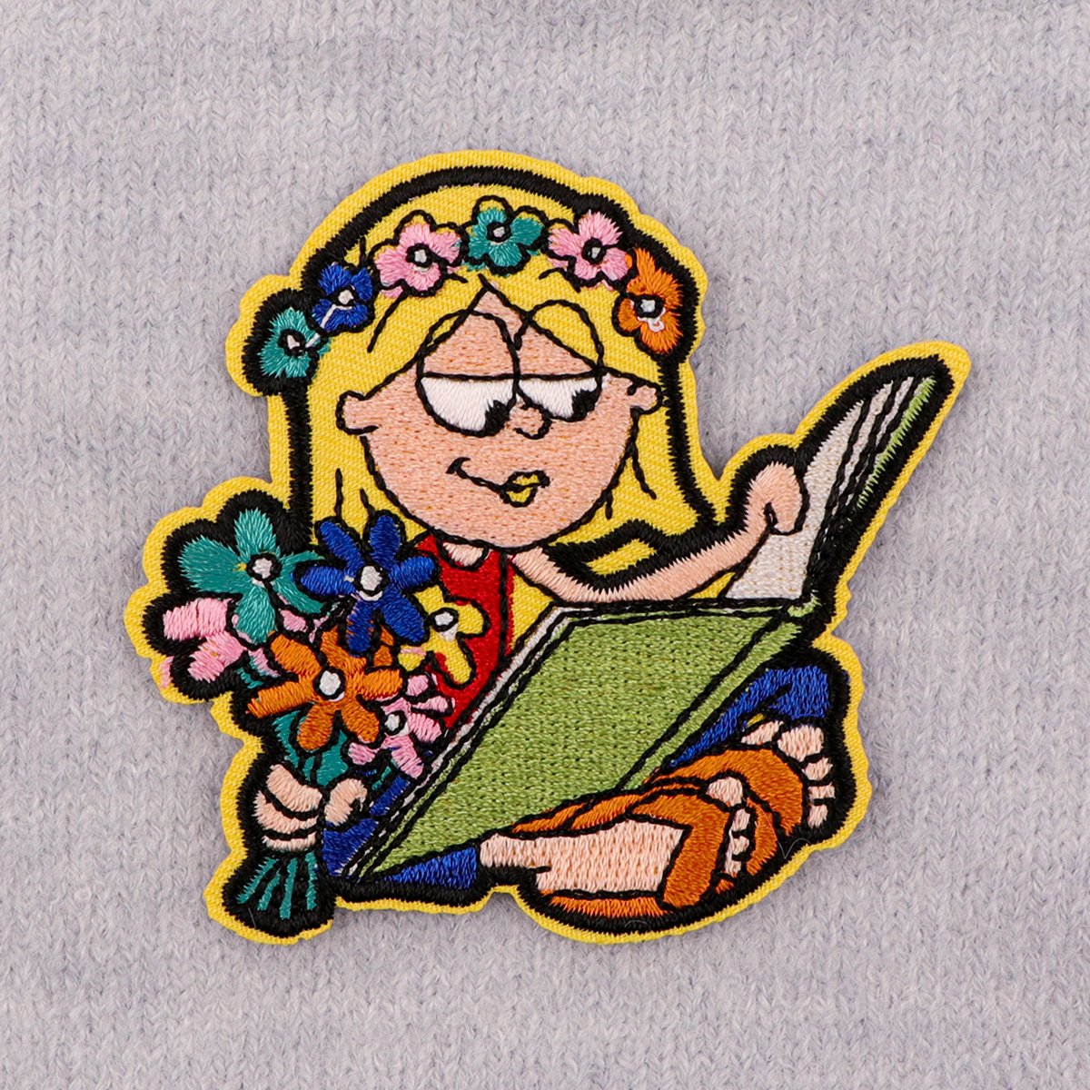 ZD Cartoon Girl Wonderland Anime School Bus Embroidery Cloth Patches Simple
