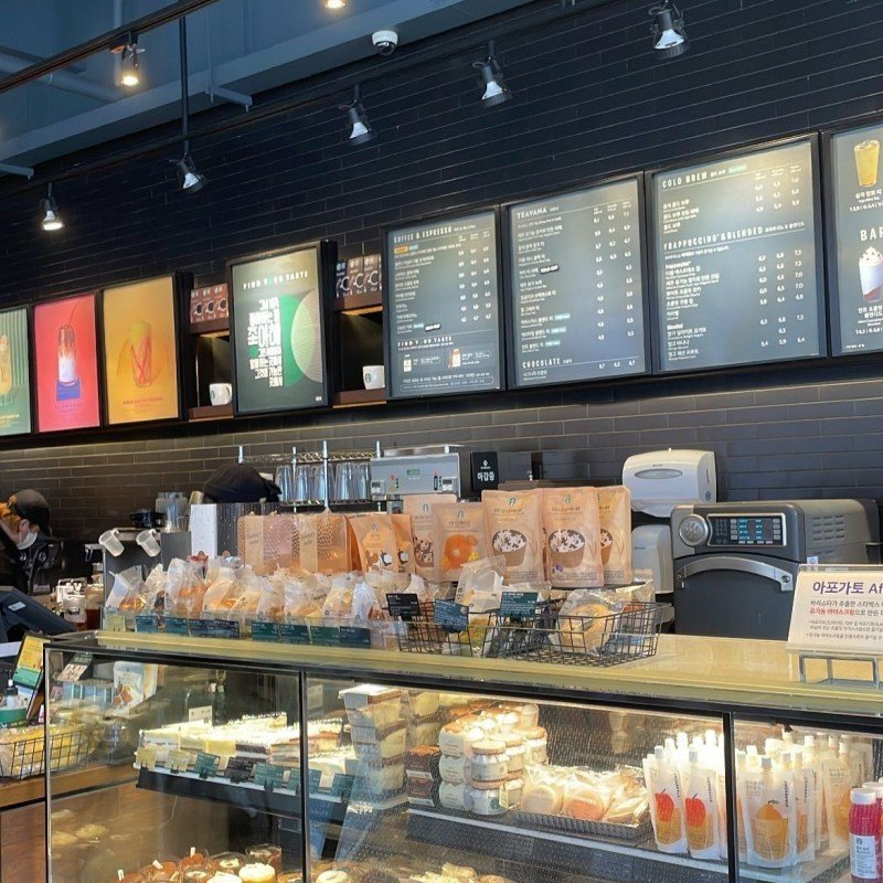 Custom Design LED Poster Frame Magnetic Light Box Restaurant Advertising Wall Mount Menu Board