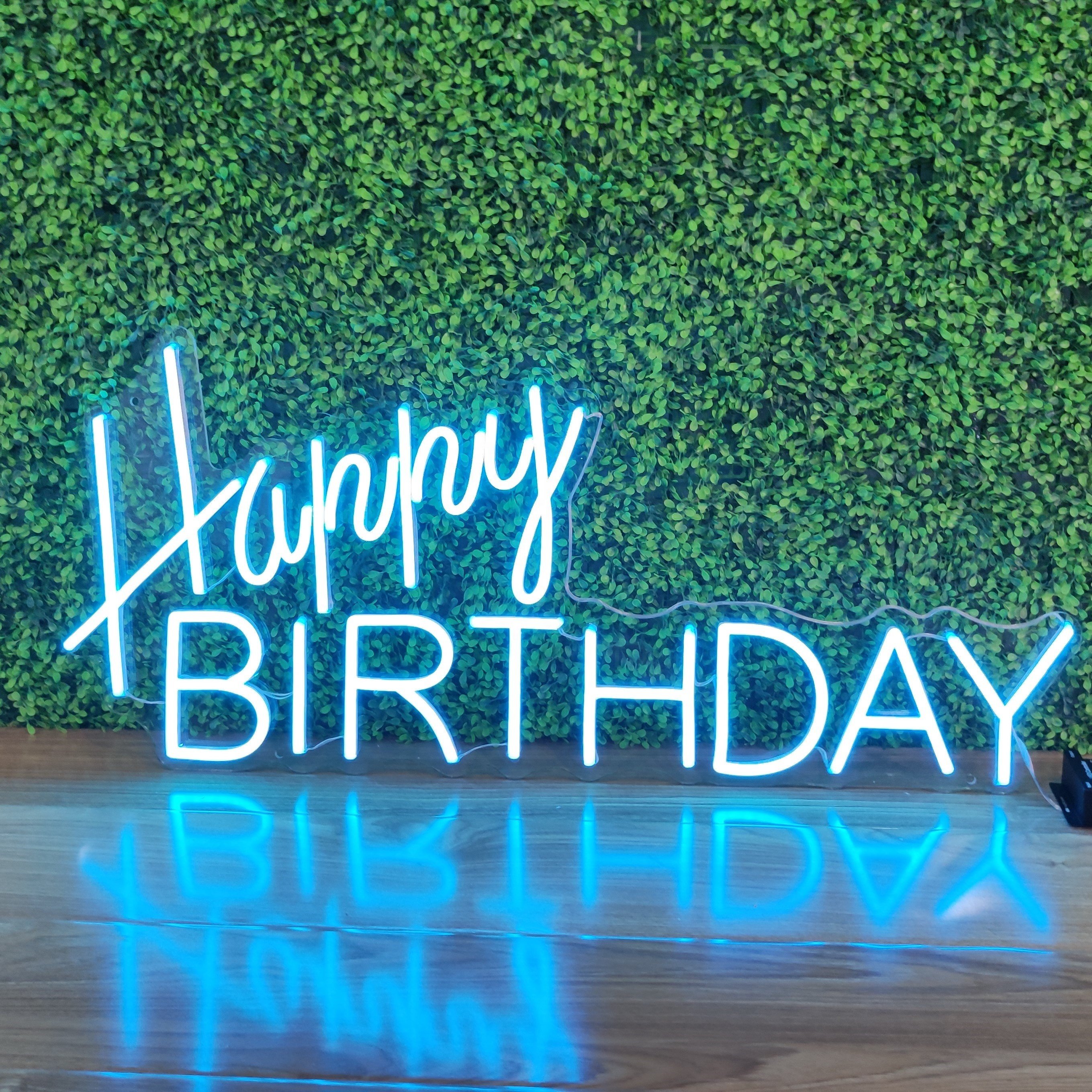 Koncept Drop Shipping 20 Inch Free Design Custom Led Neon Light Name Logo Neon Sign for Bedroom Birthday Party Home
