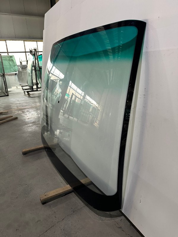 Factory Price Car Complete Car Front Windshield DAFHG6123A80 for HIGER6123A80 Bus Window Accessories