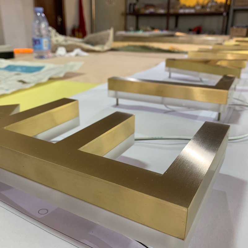 SHINING Stainless Steel Channel Letter Sign Backlit Halo Lit Gold Mirror Light up Letters Electronic Signs Led Displays