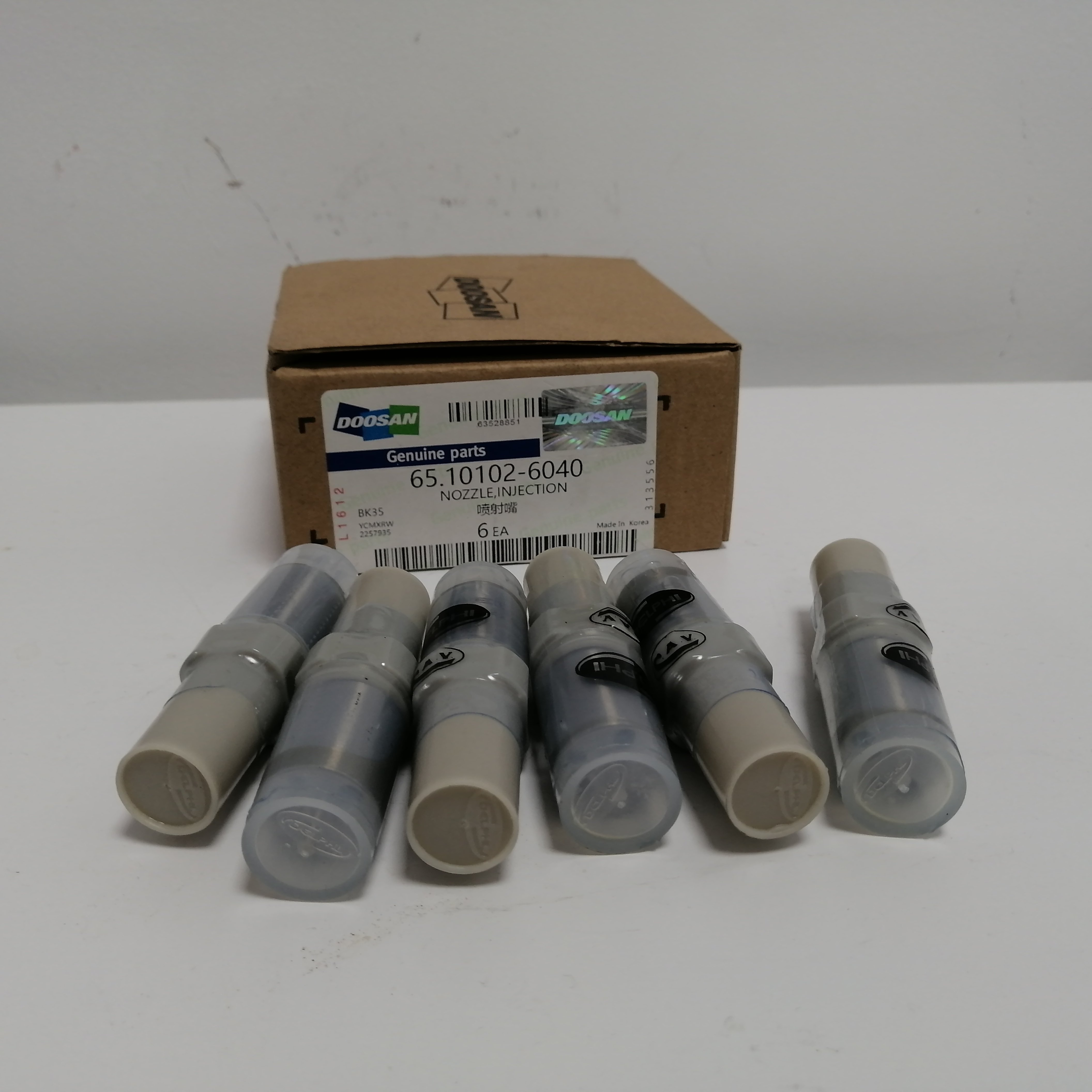 Doosan De08tis Engine Parts Nozzle Injection 65.10102-6040