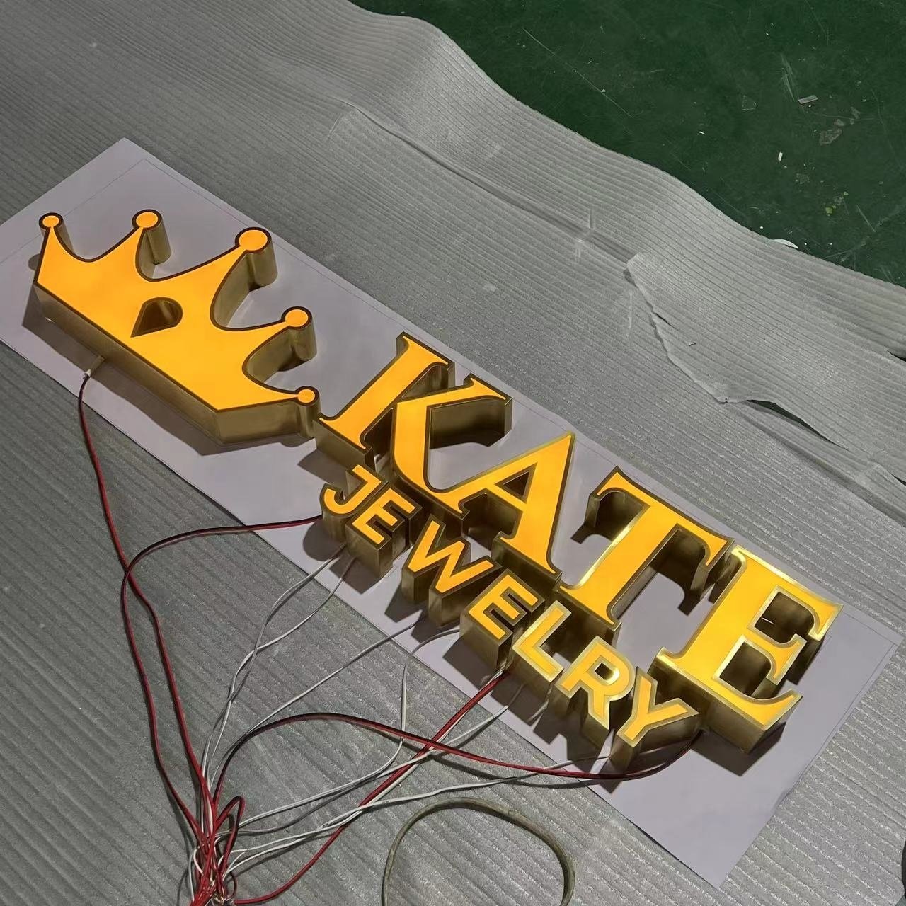 3D Logo Custom Restaurant Electronic Letter Outdoor Sign Board Acrylic Advertising Design Light Led Sign Board for Shop