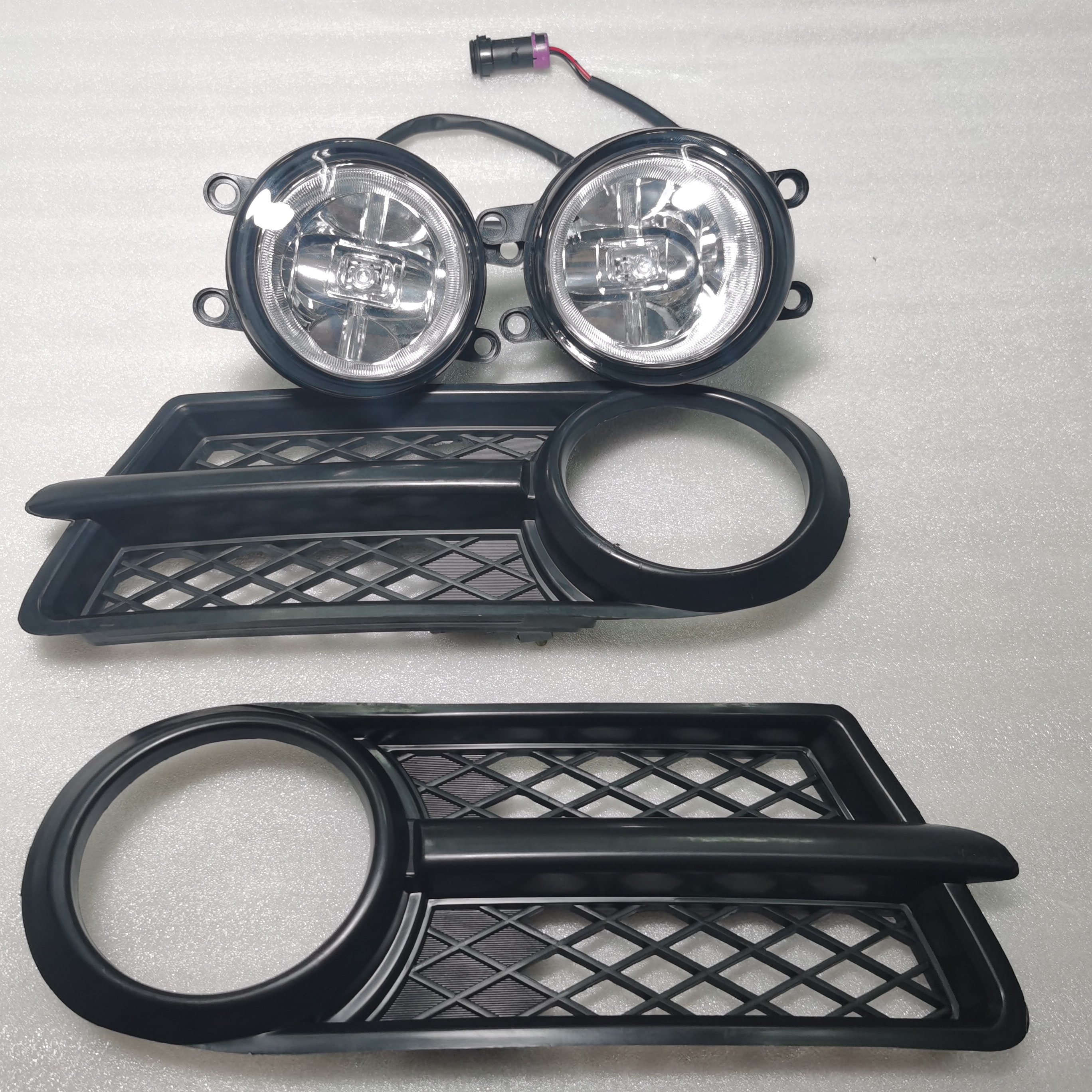 FOG Lamp Top Quality Bus Part OEM 81551-36420 81561-36310 for Toyota Coaster BB20 BB40 HZB50 HZB70 PC Size TAIL Light