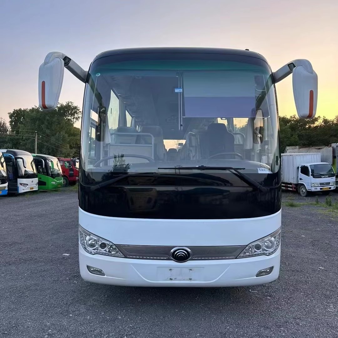 Used Higer Bus 6119 Diesel 51 Seats LHD Bus Yuchai Engine 2014 Year Type Higer Bus with New Seat Cover