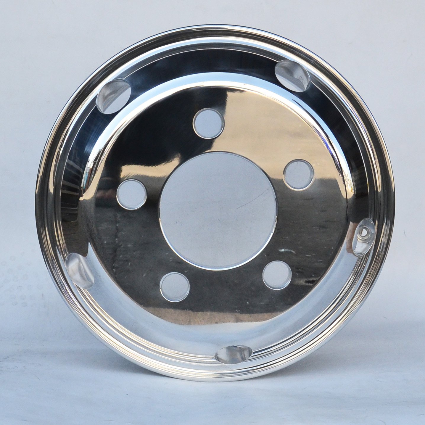 Forged Aluminum Truck Wheels 17.5 Alloy Truck Rims Polished Aluminum Wheels for Buses