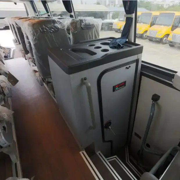 2023 New 55 Seater Passenger Bus Front Engine Manual Transmission Euro 3 Emission Standard Available for Sale