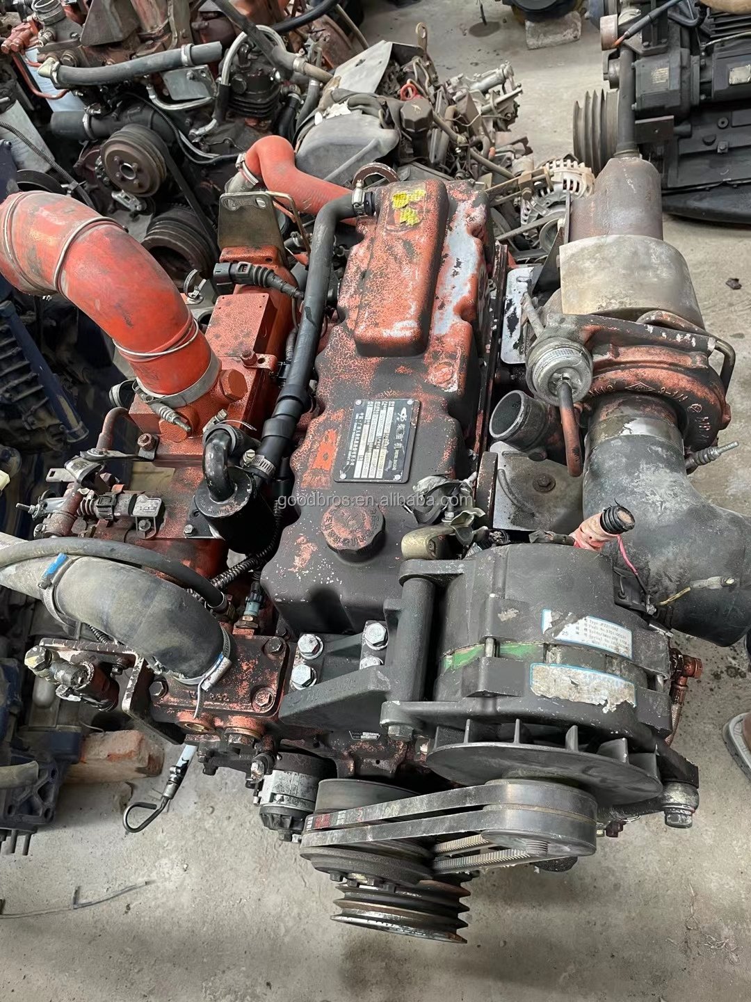Used Yuchai YC4G200 4G200 Diesel Bus Engine 147KW 2200r/min