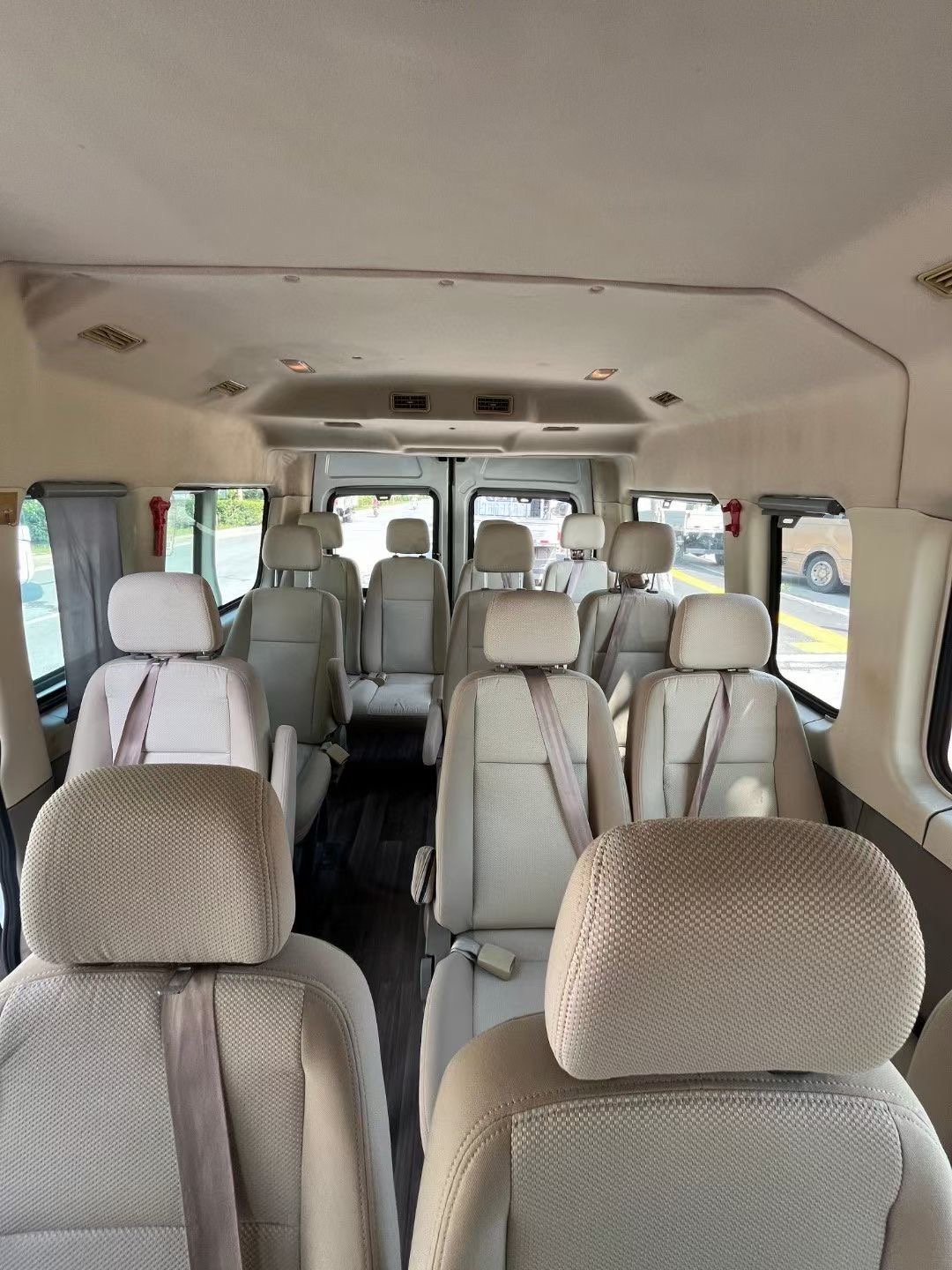 Made in China Long Distance 15 Seater Datong Diesel Buses and Coaches/Used Bus for Sale
