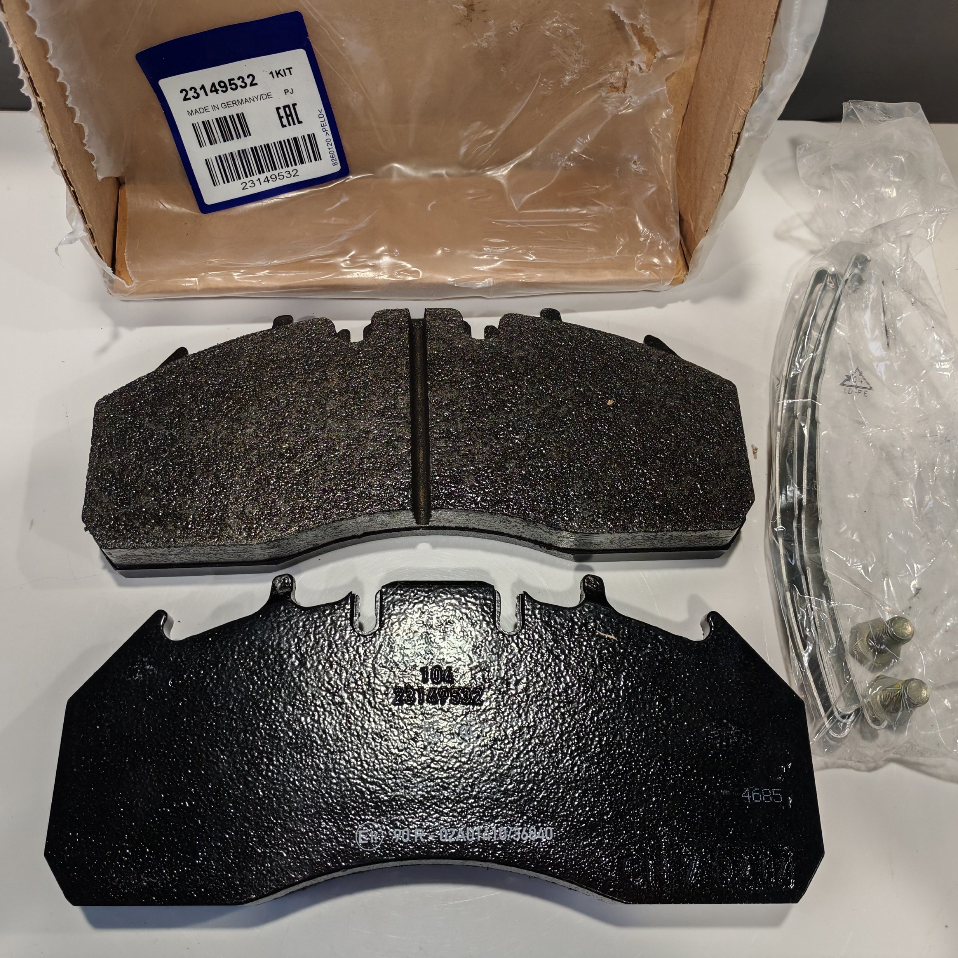 Semi Metallic Ceramic Truck Bus Brake Pad 23149532 Fit for VOLVO RENAULT TRUCKS
