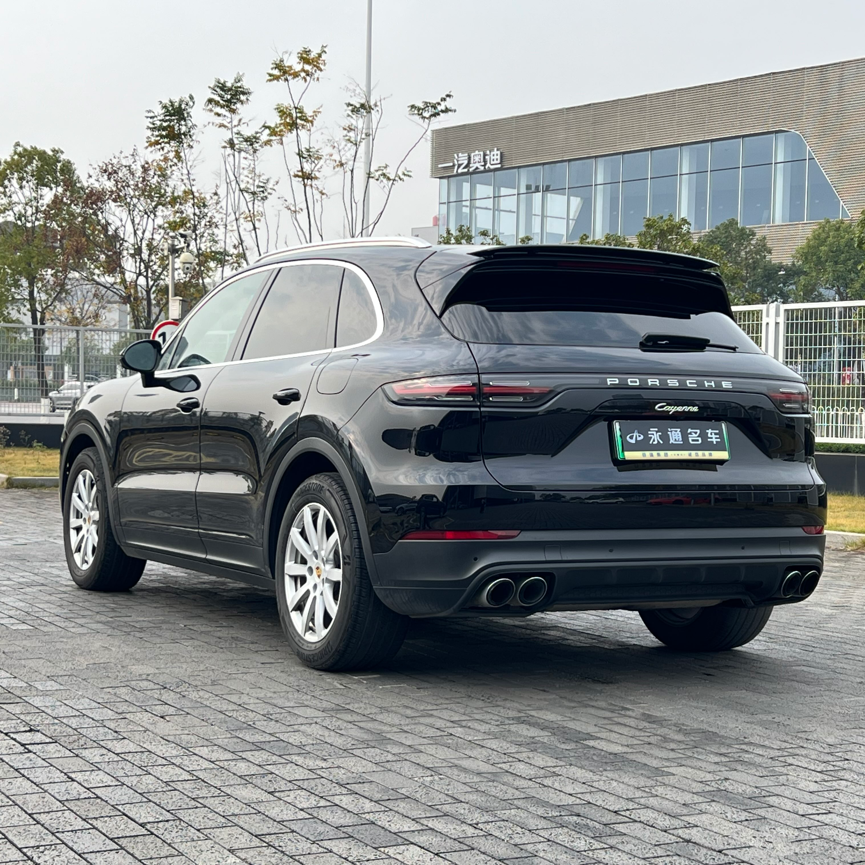 2019 Porsche Cayenne E-Hybrid 2.0T Automobile Front Four Wheel Drive Used Car for Sale Cheap