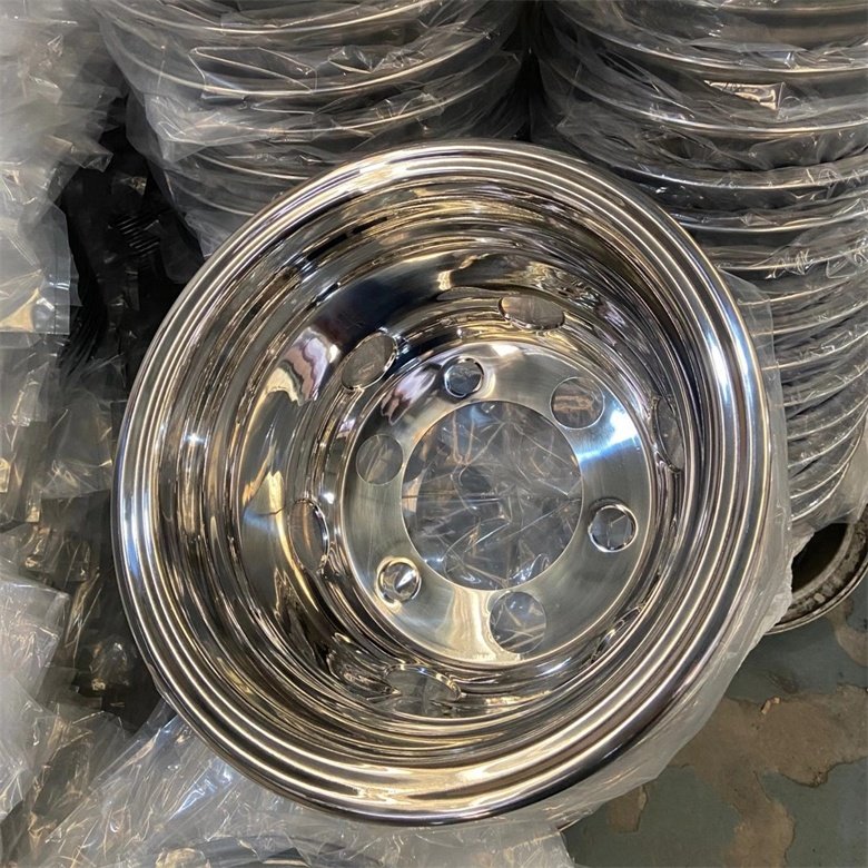 22.5'' Stainless Steel 6 Lugnuts 6 Hand Holes Bus Wheel Rim Cover