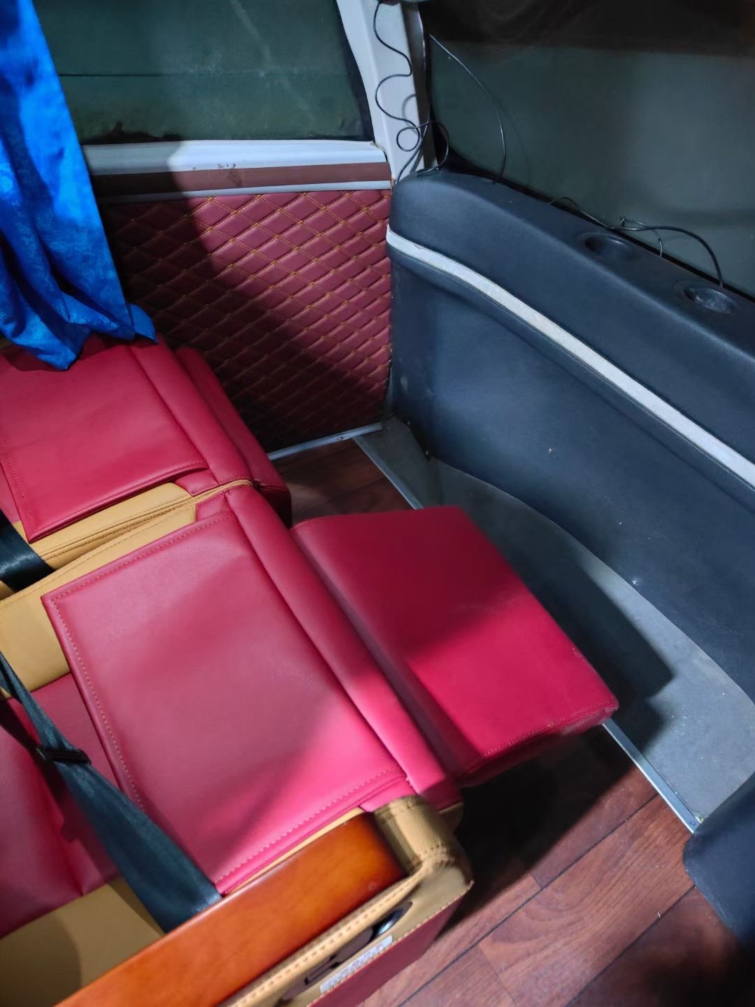 Manufacturer Custom VIP Car Interior School Seat Bus Accessories Luxury coach Bus Seat Leather Bus Passenger Rear Seat for Sale
