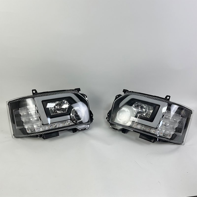 Wholesale Car LED Running Headlight Hiace Bus 2014-2018 Sonar LED Lens Head Lamp