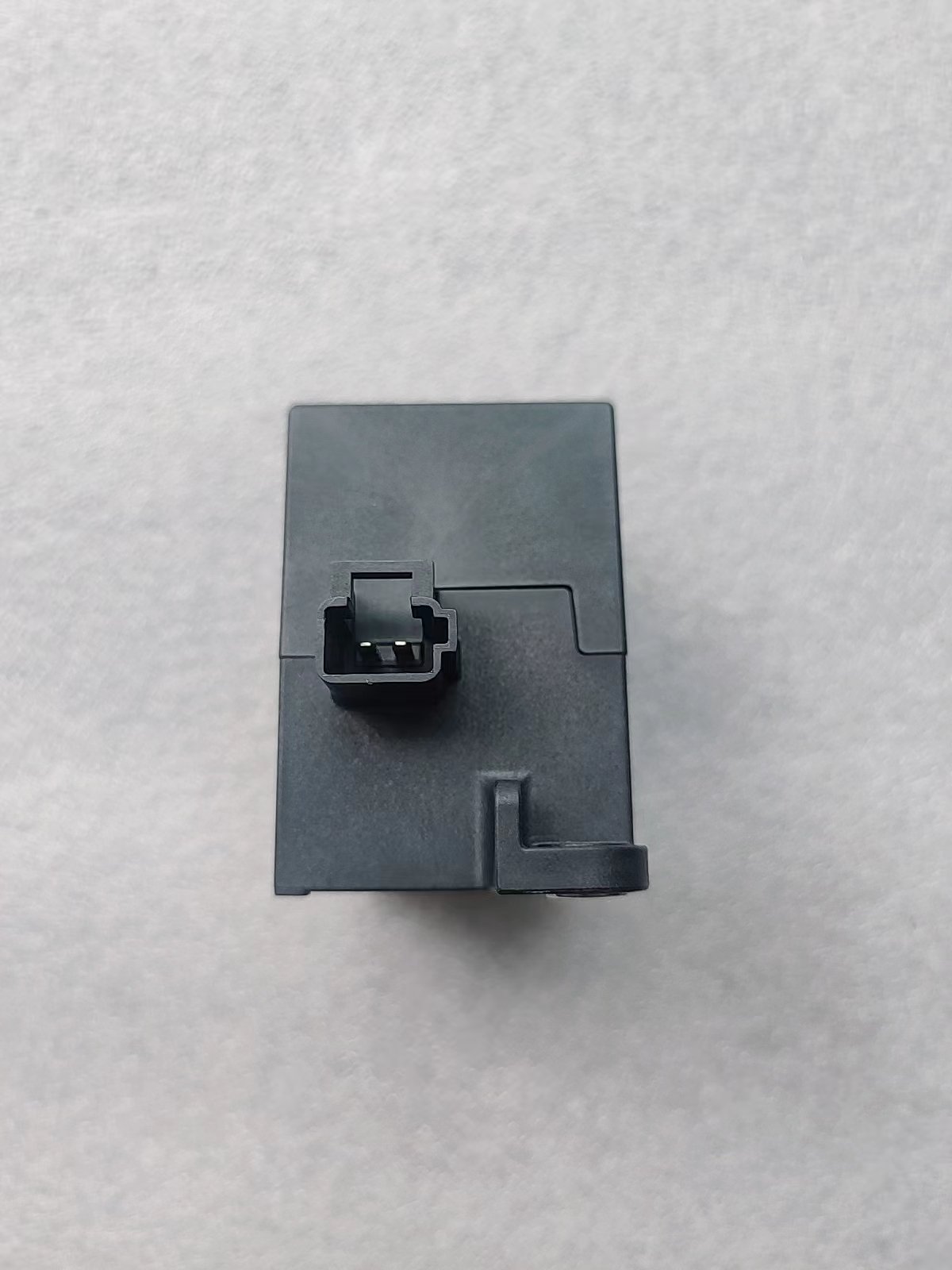 Spare Parts 24VDC EVRNE300CI a Wholesale Sales High-quality Original Power Relay for BYD C7