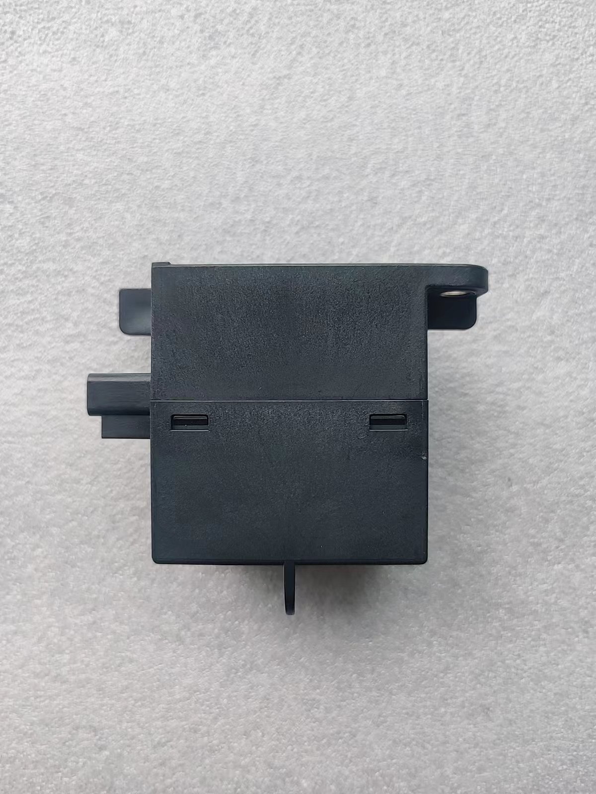 Spare Parts 24VDC EVRNE300CI a Wholesale Sales High-quality Original Power Relay for BYD C7