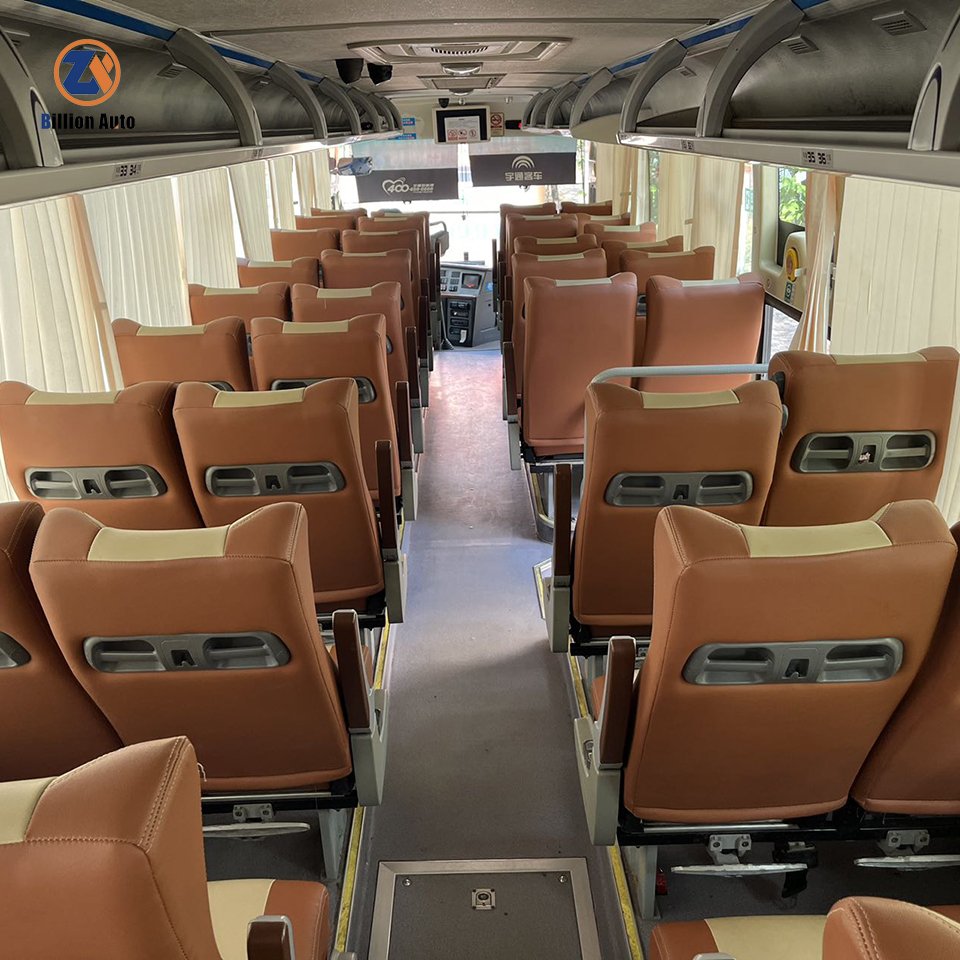 Yutong Bus ZK6119 47seats diesel Engine Lhd Luxury Express Bus Used Coaches Bus