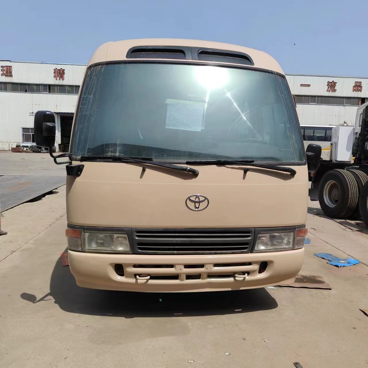 Toyo Ta Coster Bus 23 Seats 30 Seats Used Bus Left Hand Drive Diesel Engine Bus