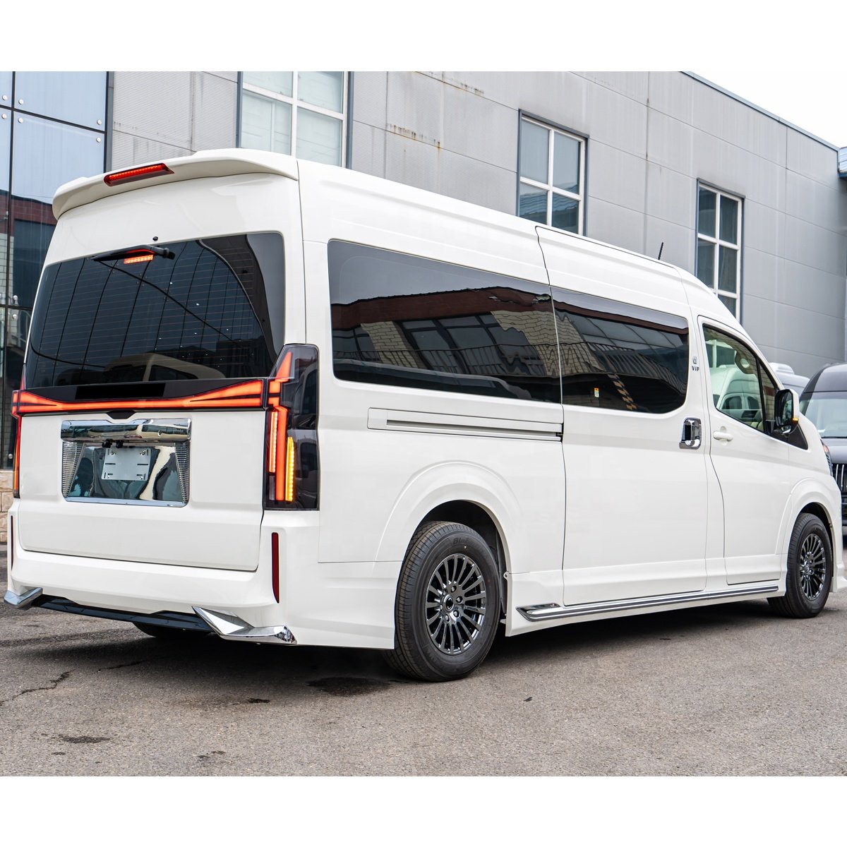 Automobile Parts for toyota HIACE 2018-2024 Year Facelift to Ultra-luxury Exterior Styling Accessories Bumpers Lights
