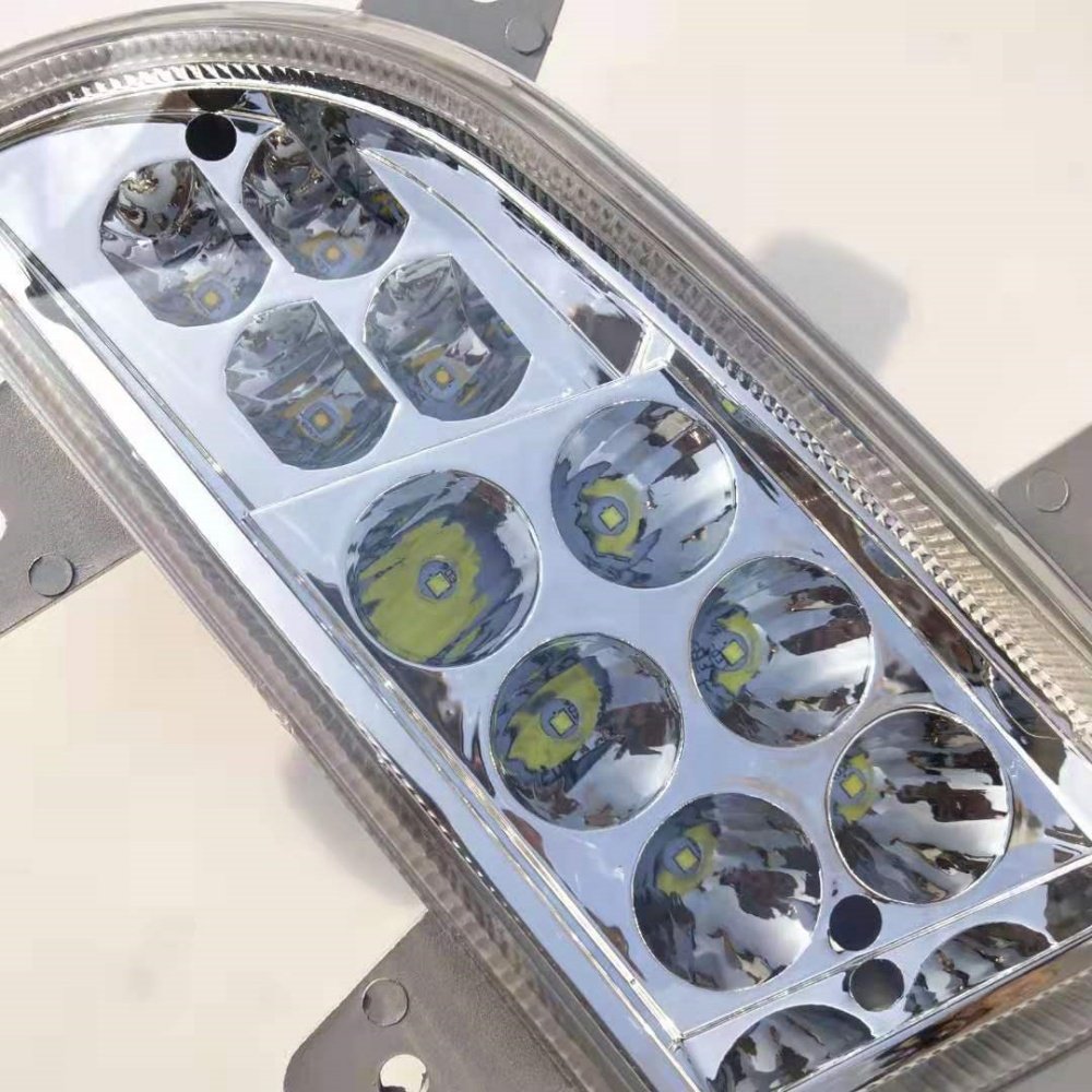 Factory Wholesale Front Combination LED Fog Lamp For Howo 10 Models LED Fog Light WG9719720025 WG9719720026