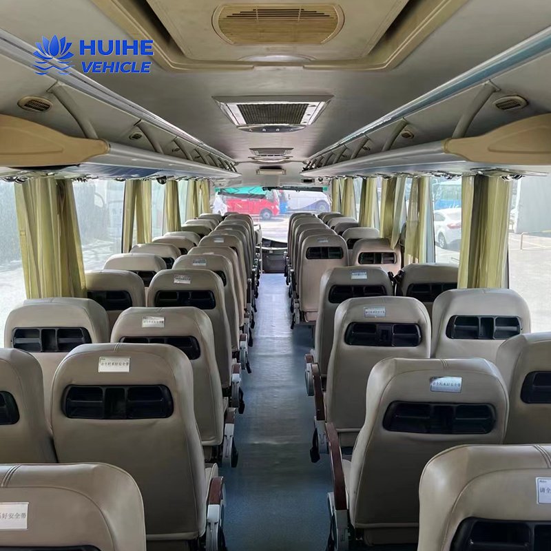 Right-Hand Drive 3-Place Zhongtong Coach Travel Bus Manual Transmission New Condition Factory LHD Diesel Engine Direct China