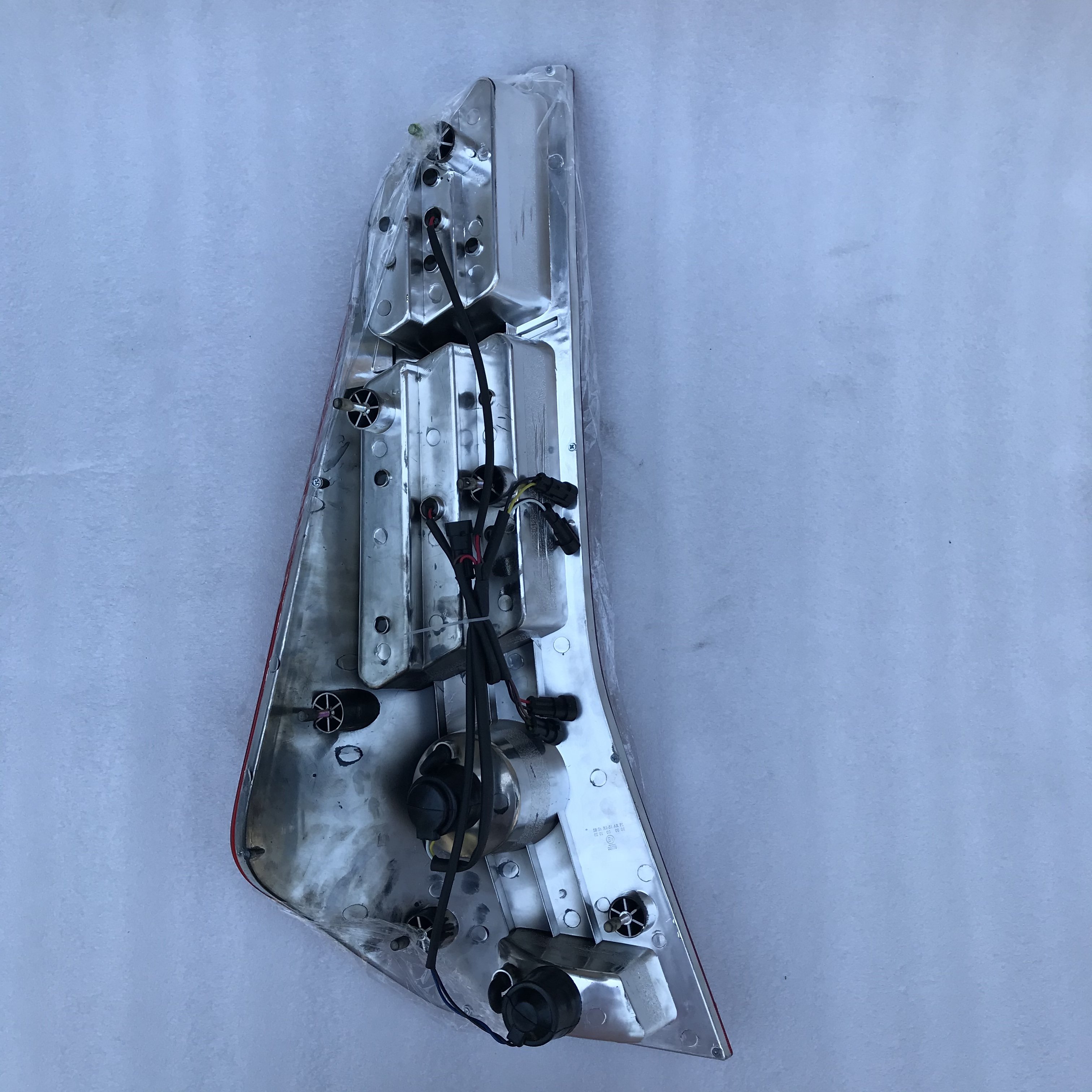 High Quality Right Tail Light Rear Lamp for Bus Parts 4133010-6127Y43A