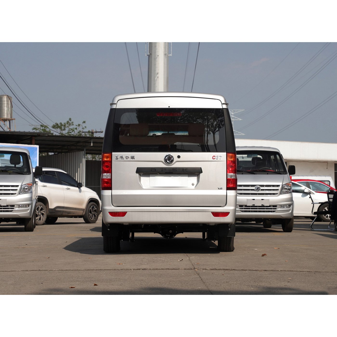 Brand New Small Bus Dongfeng C35 C37 7 Seat Left Hand Drive Mini Van