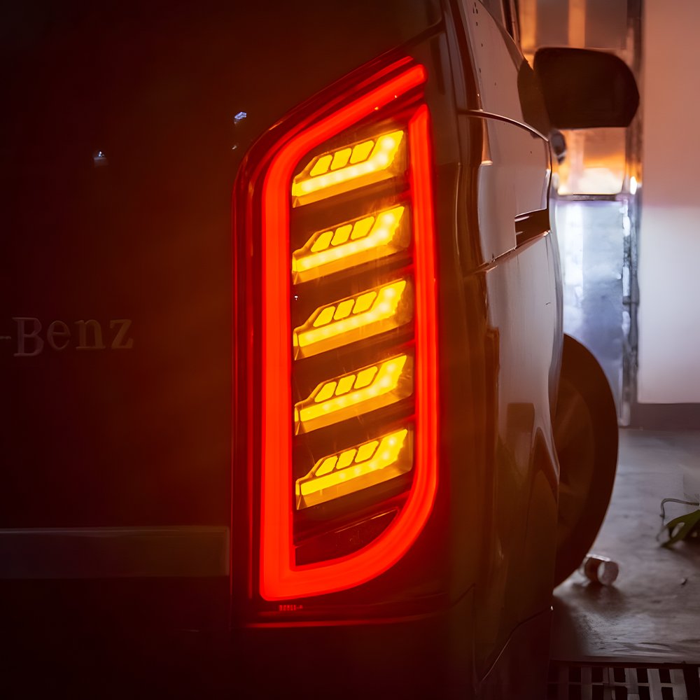 Auto Rear Back Lamps Assembly for Benz Vito V220D V250 V260 V300 W447 2016-2023 LED Upgrade Dynamic Car Taillights Accessories