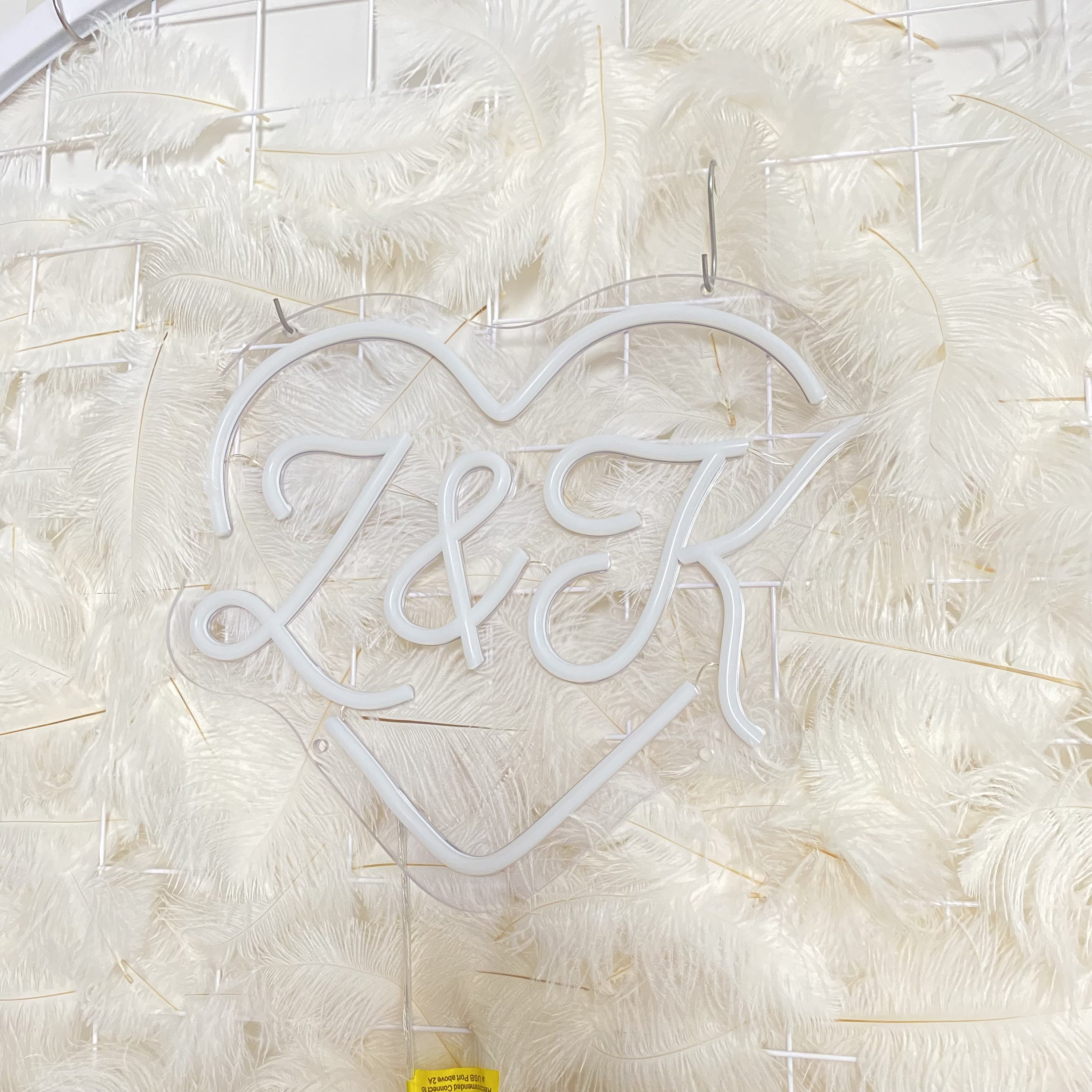 Custom Initials Heart Shape LED Neon Sign Last Name Neon Sign Acrylic LED Light for Home Wedding Party Bedroom Decor Art Sign