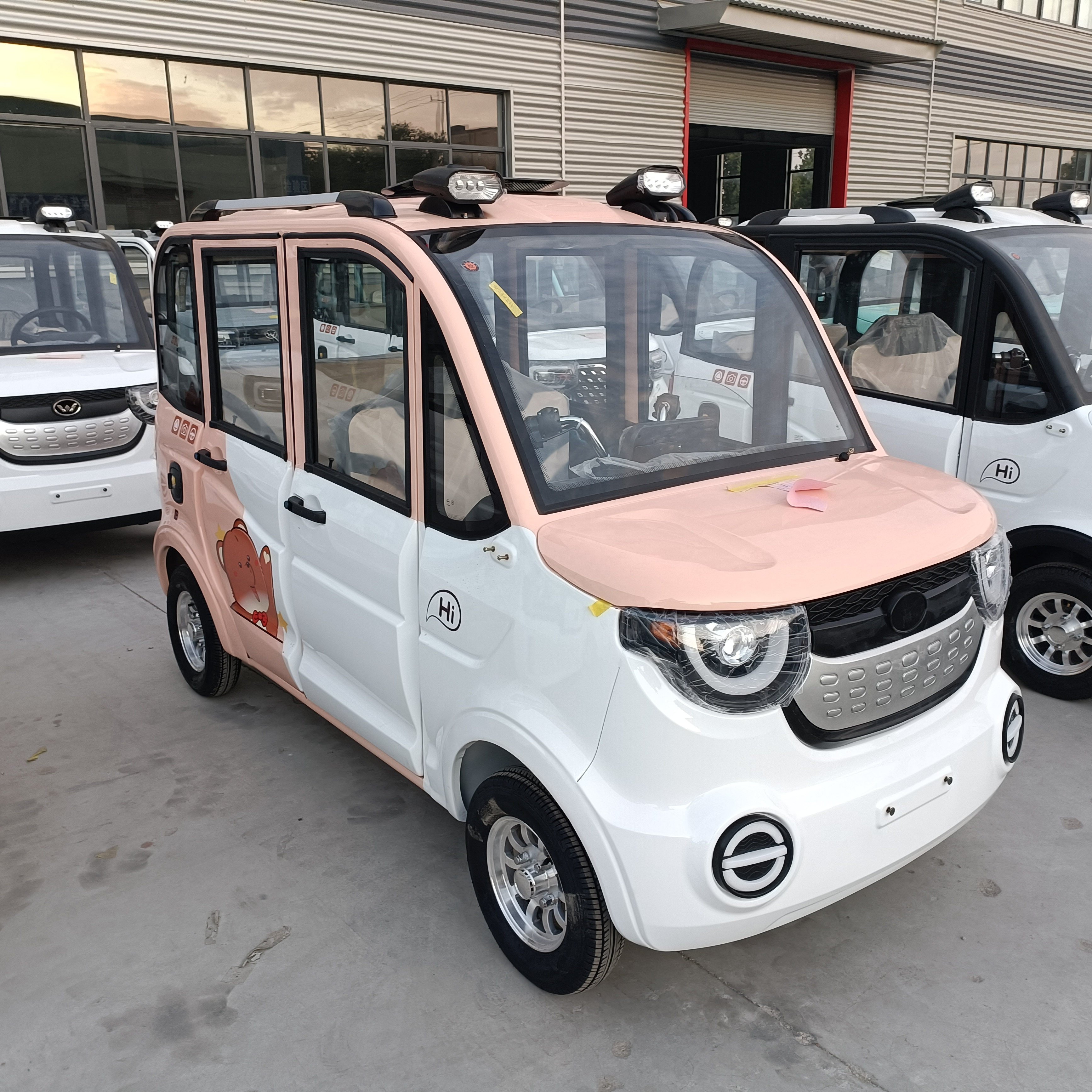 MINI EV CAR Cheap and Hot Sale Smart New Energy Adult Four Wheel Mini Electric Small Car Made in China Electric Car