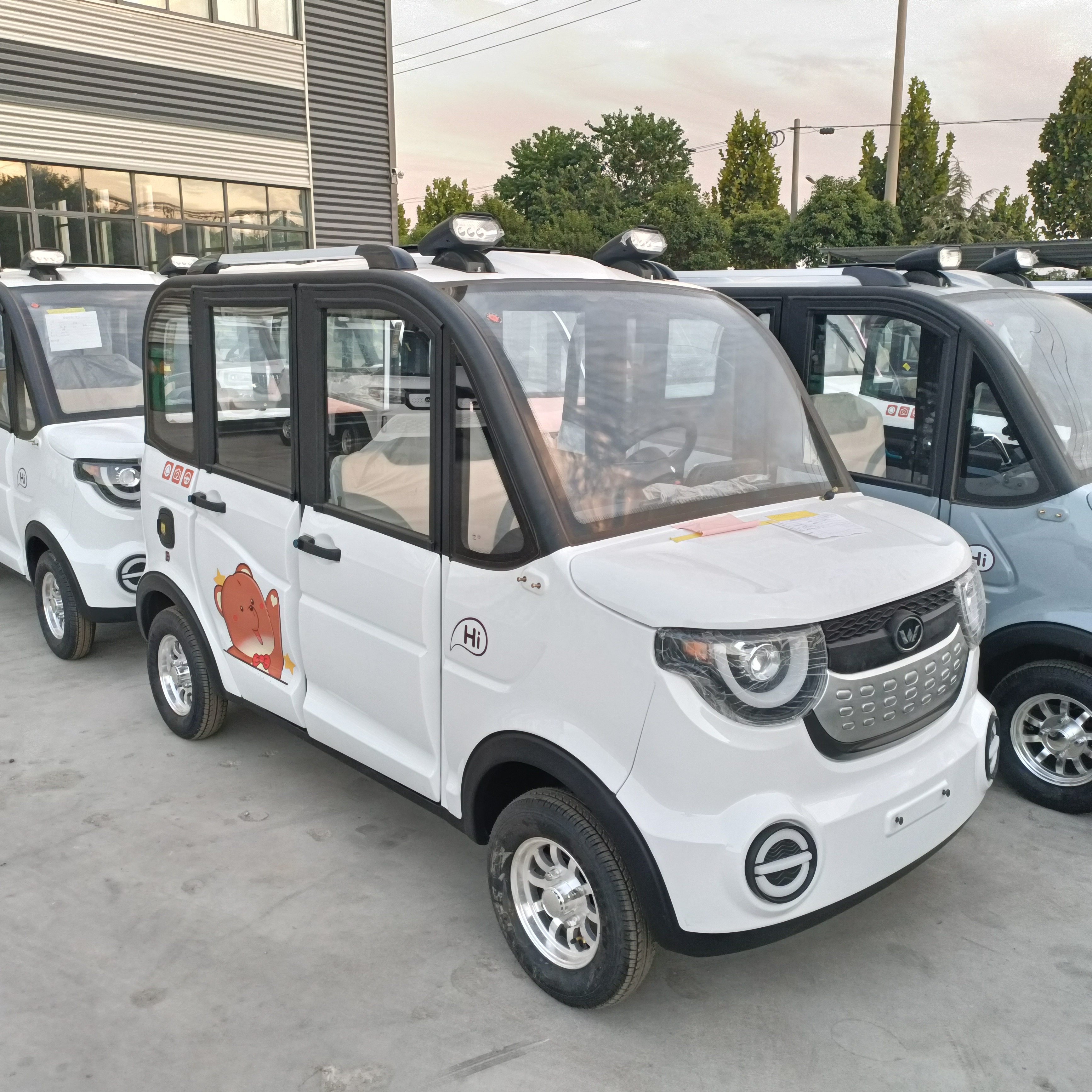 MINI EV CAR Cheap and Hot Sale Smart New Energy Adult Four Wheel Mini Electric Small Car Made in China Electric Car