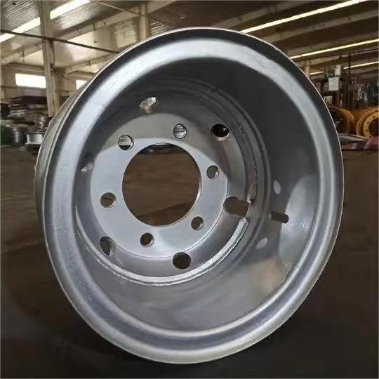 Truck Steel Rims Produced by Chinese Factories 6.5-16 Truck Wheels Commercial Wheels and Tires Rims Wheel Rims for Trucks