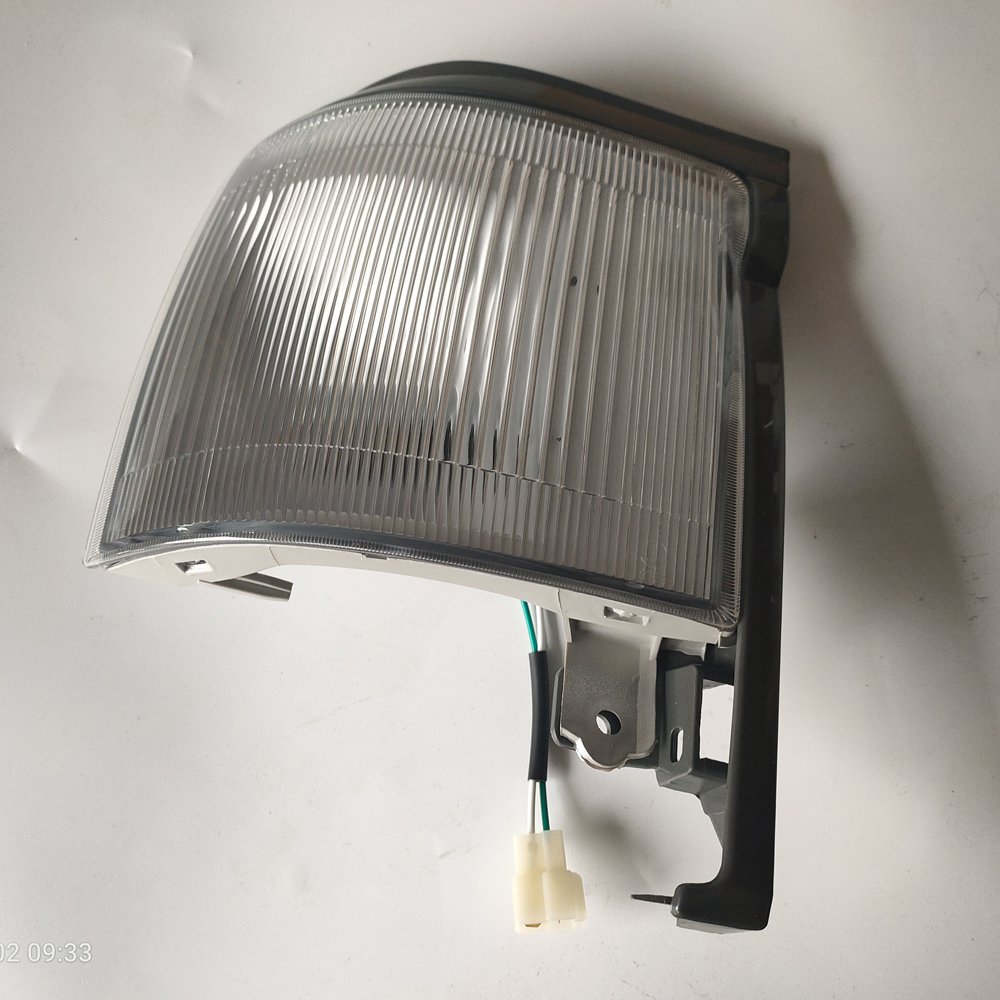 Auto Light Corner Lamp Hiace Van RZH 100 1993-1994 21215D5 81610-26030 81620-26030