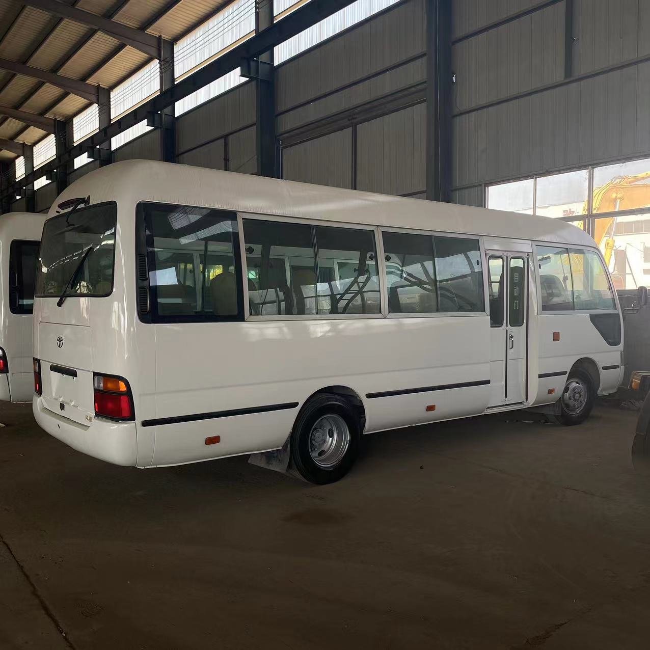 Japan Bus coach Used Bus toyota coaster 30 Seats with Diesel Engine Leather Seats Good for School Bus Using Cheap Price