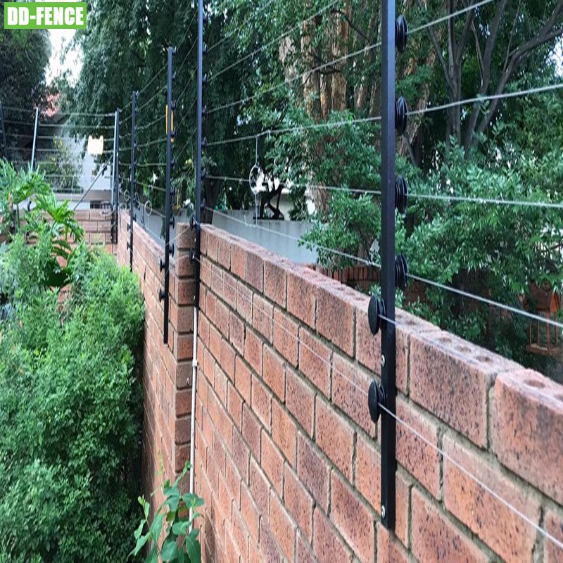 High Voltage Pulse Electric Fence System Farm Fence,high Safety Protection Place Aluminum Alloy Powder Coated Not Support DD-T-B