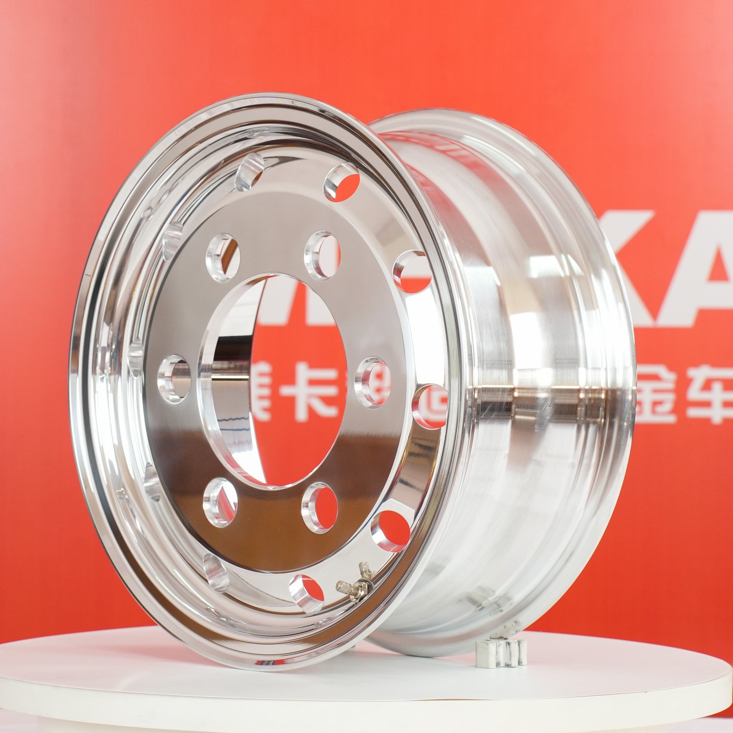 16X6.5 Alloy Front Wheel Dedicated for Light Trucks and Modified for Light Buses New Condition