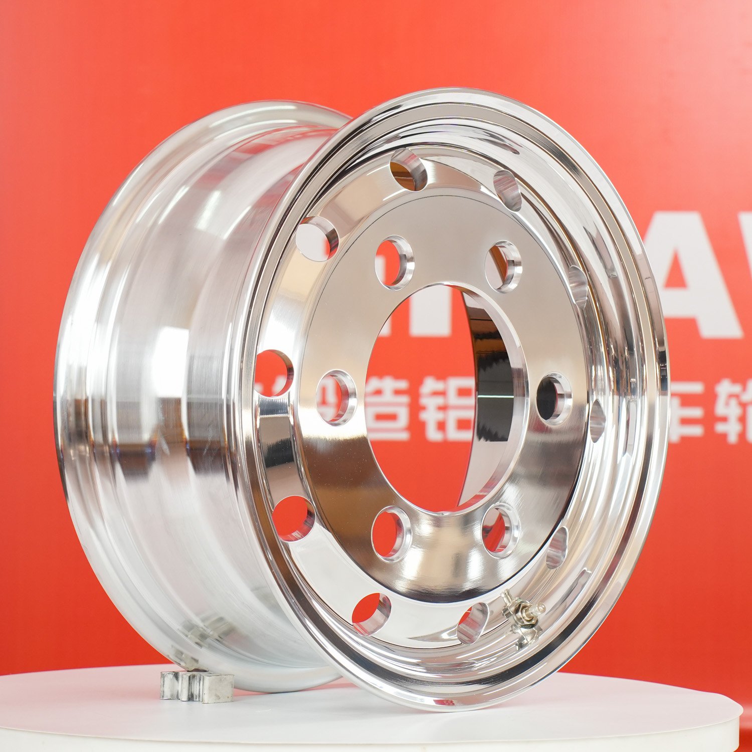 16X6.5 Alloy Front Wheel Dedicated for Light Trucks and Modified for Light Buses New Condition