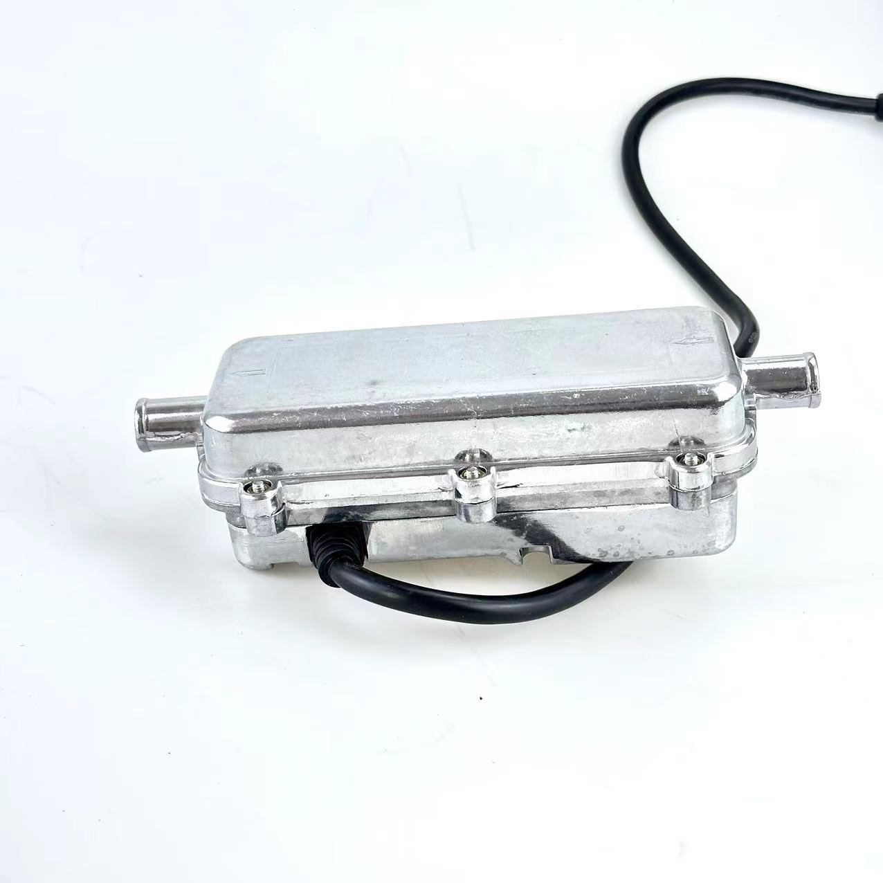 220 V EU Standard Electric 2000 Watt High Power Car Heater Webus Multi-engine Parking Preheater Gasoline diesel Car Water