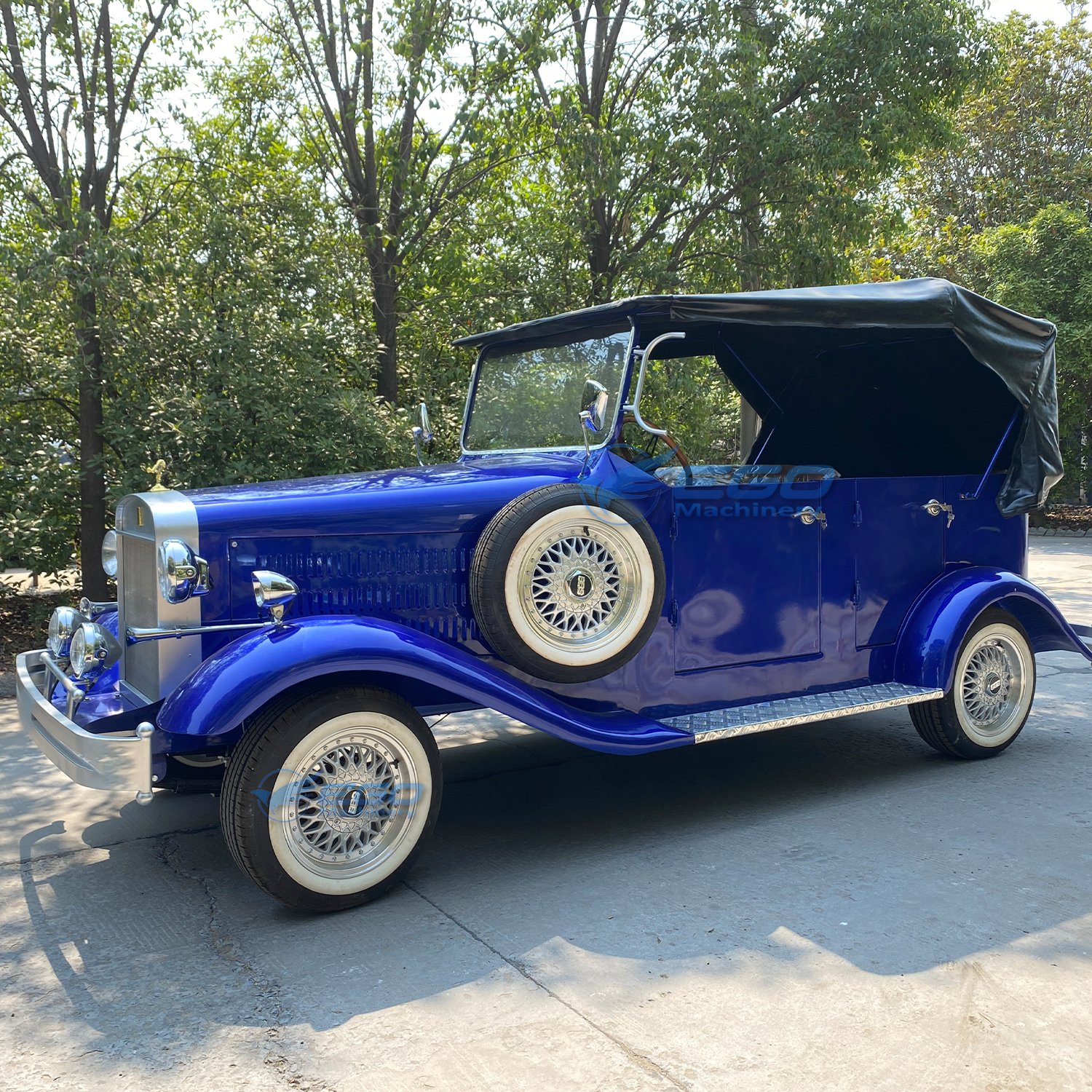 Four Wheel Classic Electric Vintage Car/High Quality 5 Seats Classic Retro Car/5 Seats Antique Retro Vintage Car for Sale