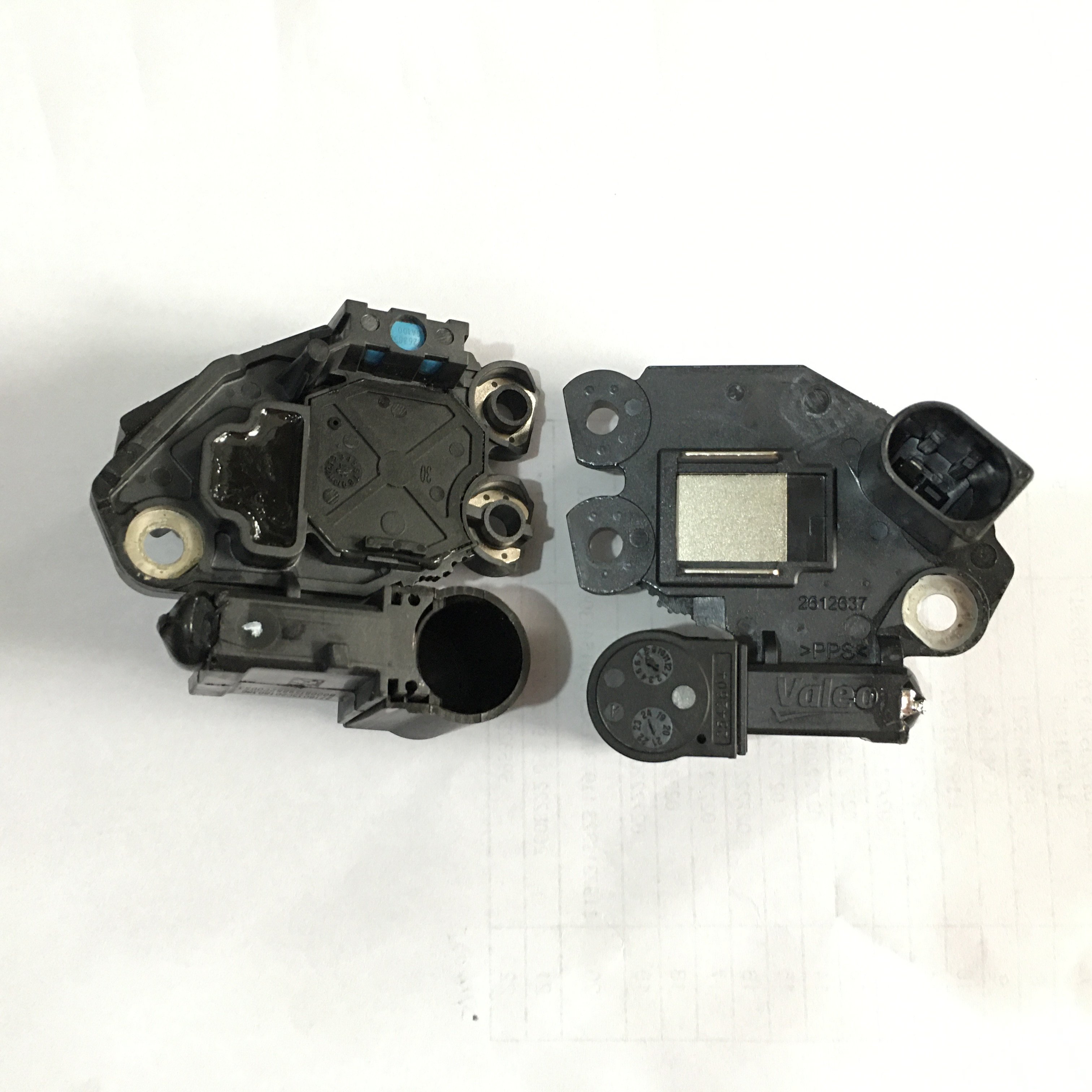 12V Original 595325 599317 0031546406 A0031546406 Regulator for Mercedes-Benz GL-CLASS SPRINTER VITO Bus