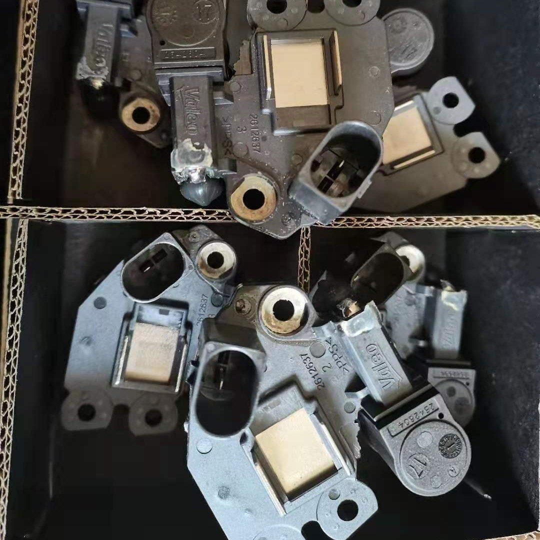12V Original 595325 599317 0031546406 A0031546406 Regulator for Mercedes-Benz GL-CLASS SPRINTER VITO Bus
