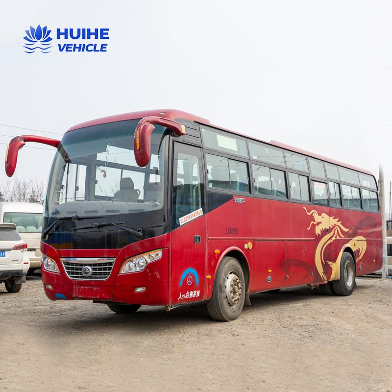 China Luxury 43-Seater Tour Coach Bus for Sale Diesel Fuel Manual Transmission Used Passenger Bus