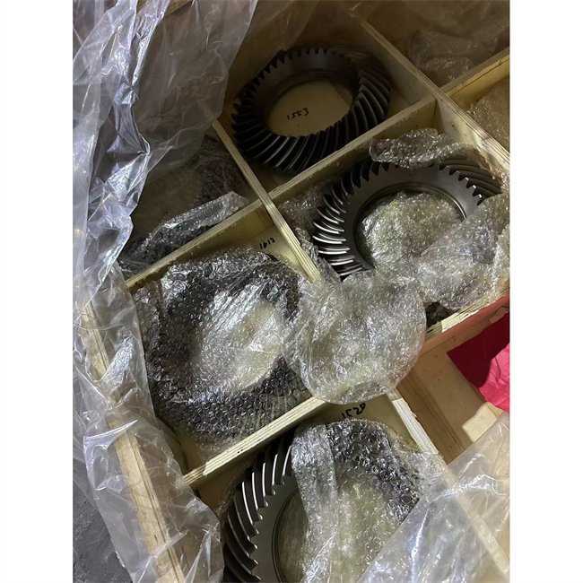 Original China Supplier Parts Used for Buses Zf Transmission Parts Zf Parts Accessories
