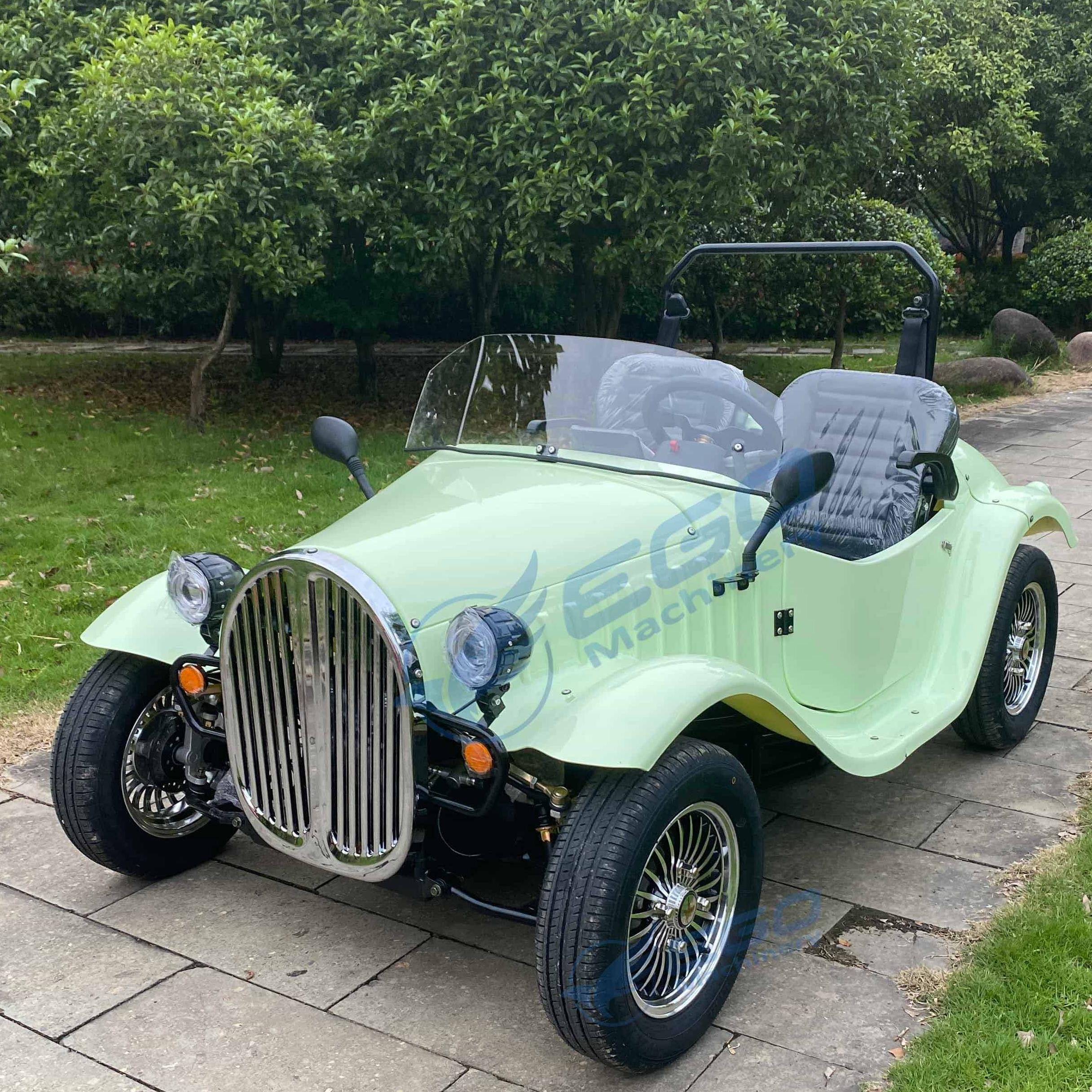 CE Manufacturers Solar Retro Electric Mini Four-wheel Classic Car Scenic Tour Car Classic Bus 2 Seat Antique Car