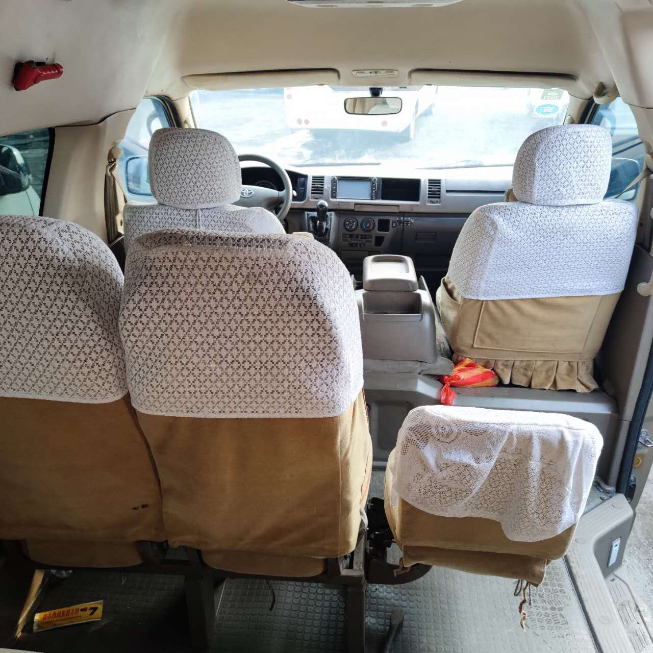 Spots Goods Used Hiace Buses for Sale 9 Seaters Hiace Used Cars Van Hiaces