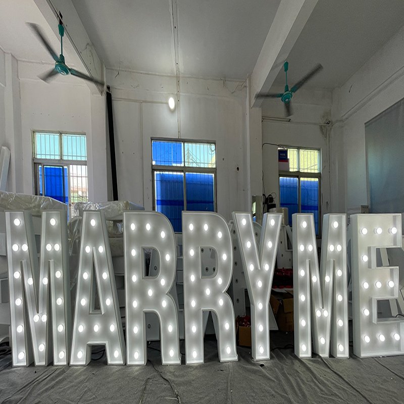 Propose to Bulb Subtitle 3ft 4ft Giant Led Bright Letter Led Subtitle Letter love Luminous Sign Marry Me Light up Letter