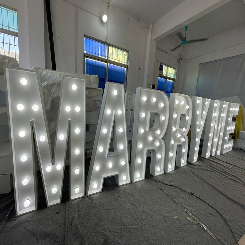 Propose to Bulb Subtitle 3ft 4ft Giant Led Bright Letter Led Subtitle Letter love Luminous Sign Marry Me Light up Letter
